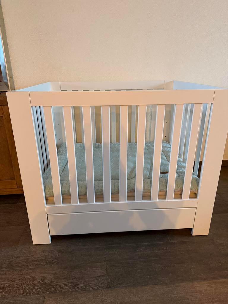Kidsmill Somero II / Alaska II Box - Wit (+ matras/boxkleed), Kinderen en Baby's, Boxen, Ophalen, Gebruikt, Rechthoekig, Lade