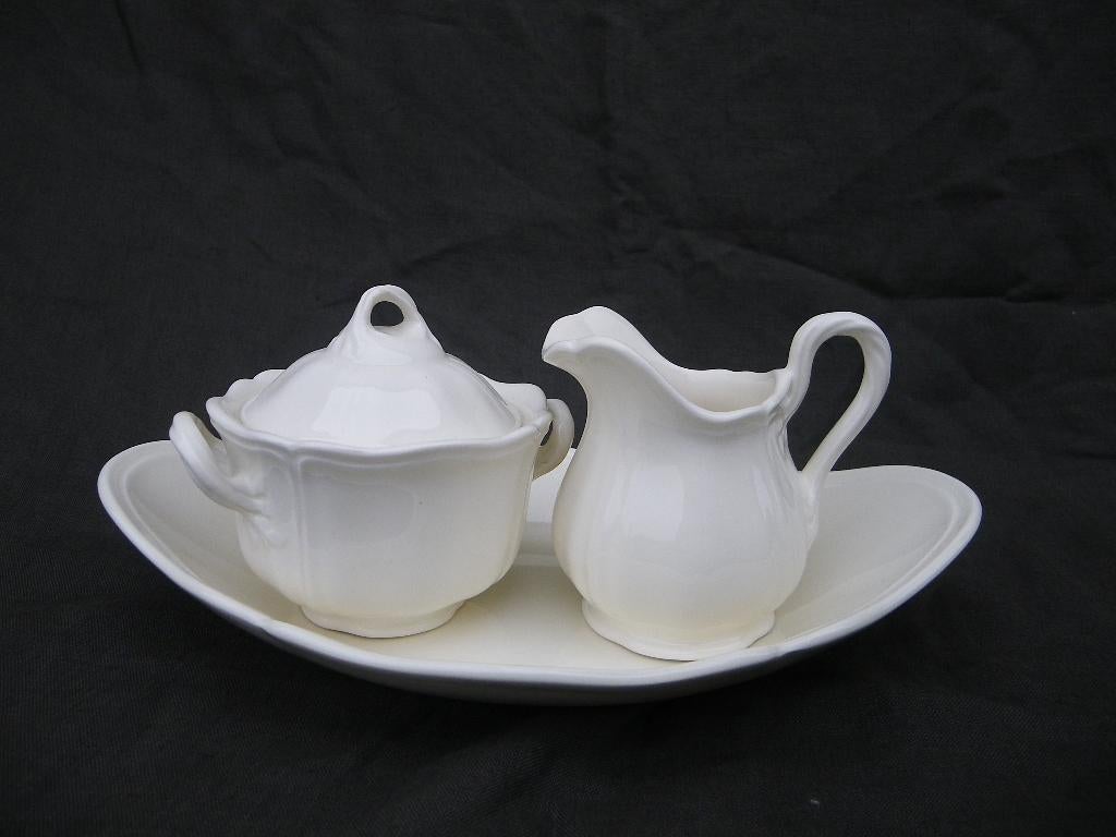 Wedgwood QUEENS PLAIN  Compleet roomstel, Overige typen, Ophalen of Verzenden, Zo goed als nieuw, Wedgwood