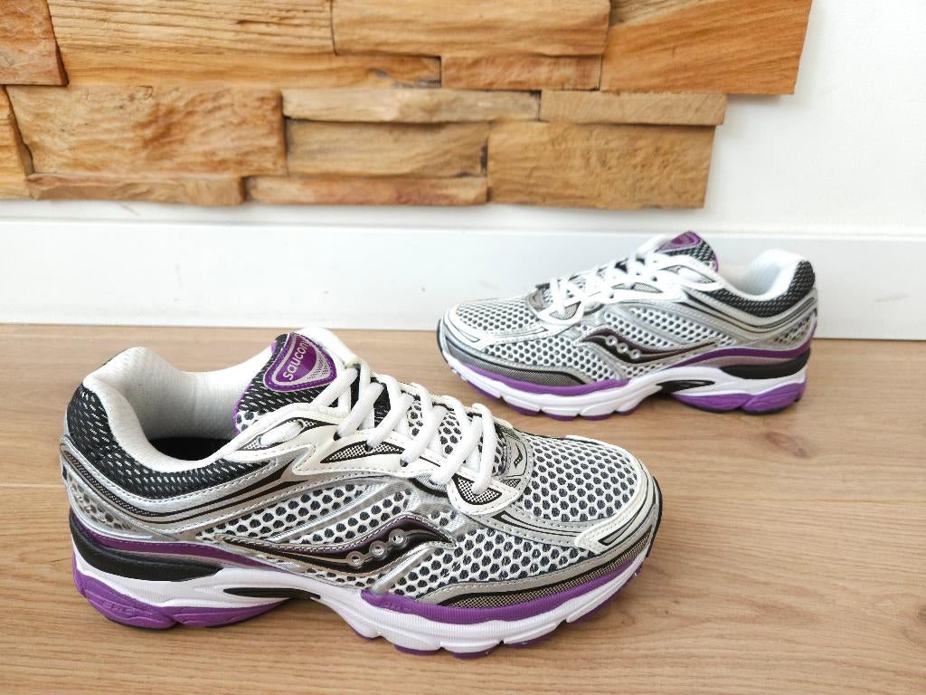 Saucony Progrid Omni 9 sneakers Maat 42 hardloopschoenen, Overige kleuren, Nieuw, Ophalen of Verzenden, Sneakers of Gympen