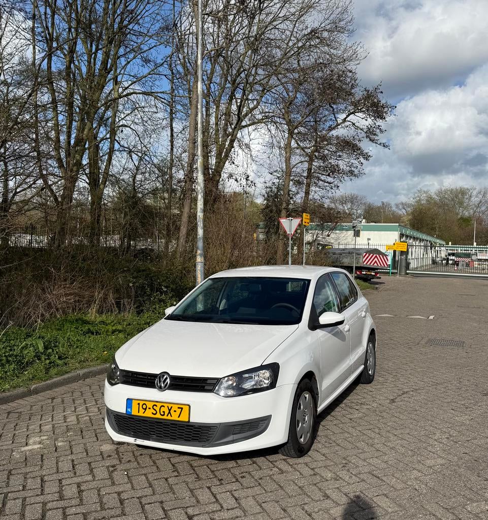 Volkswagen Polo 1.2 Easyline-Carplay-NAP-APK, Auto's, Voorwielaandrijving, 967 kg, 40 €/maand, 1198 cc