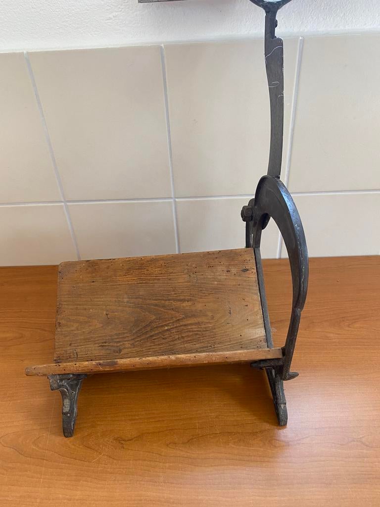 Orginele  antirke roggebrood snijplank, Ophalen