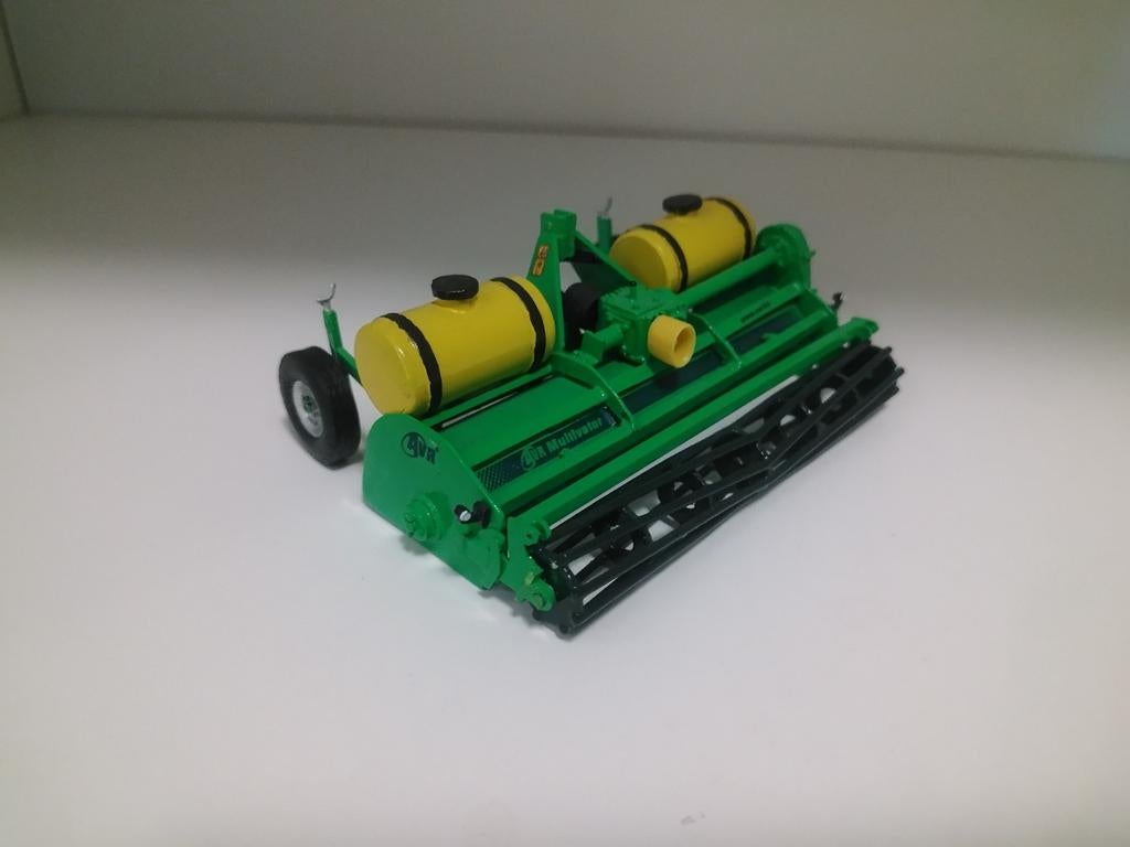 Avr front frees, Hobby en Vrije tijd, Ophalen of Verzenden, Tractor of Landbouw, Overige merken