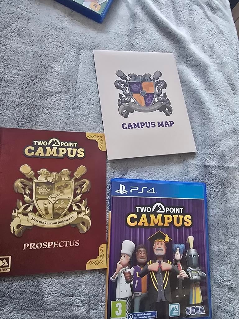 Two Point Campus PS4, Ophalen of Verzenden