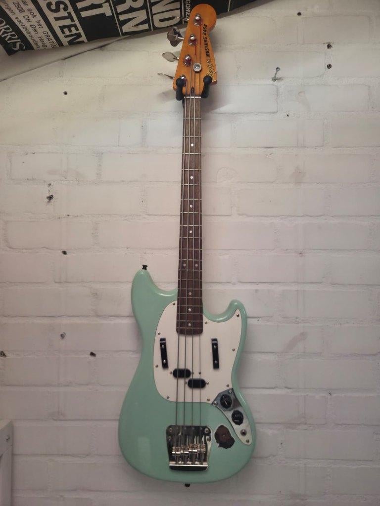 Squier Mustang Bass, Ophalen of Verzenden, Zo goed als nieuw, Elektrisch