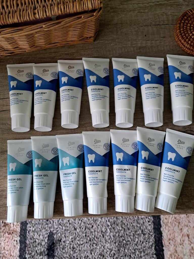 11x Etos Coolmint tandpasta en 3x Etos Fresh Gel tandpasta, Sieraden, Tassen en Uiterlijk, Uiterlijk | Mondverzorging, Ophalen of Verzenden