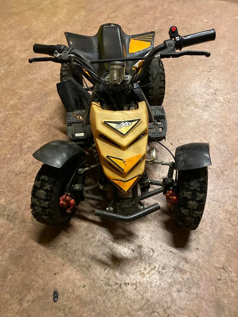 Elektrische mini quad 800W, Ophalen, Gebruikt