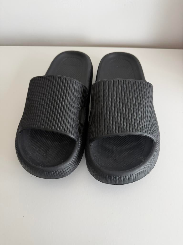 Happy flops, Slippers, Zwart, Nieuw, Ophalen of Verzenden