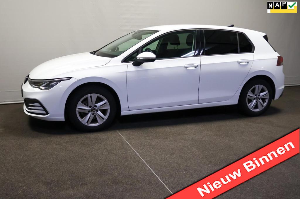 Volkswagen Golf 1.0 TSI Life, Voorwielaandrijving, Electronic Stability Program (ESP), Gebruikt, Euro 6