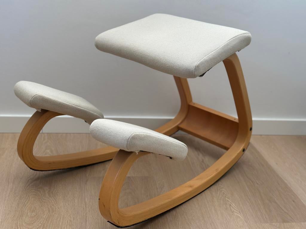 Stokke kniestoel, Ophalen, Gebruikt, Wit, Eén