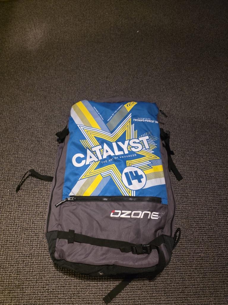 Ozone Catalyst 14 Kite, Gebruikt, Geen board, Ophalen of Verzenden, Kite