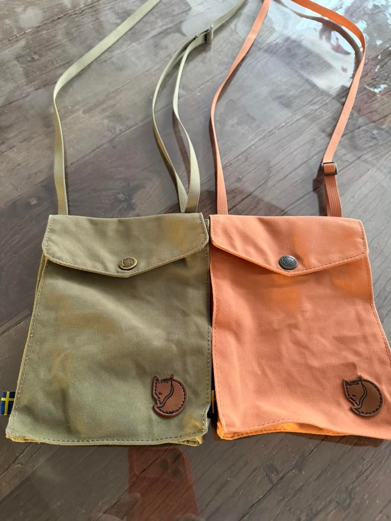 Fjallraven pocket Olijf groen, Ophalen of Verzenden, Zo goed als nieuw, Groen, Minder dan 35 cm