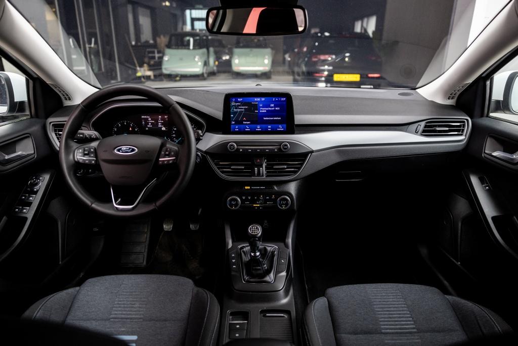 Ford Focus 1.0 EBH Active X | Comf stoelen | Park Sens V - A, Auto's, Stof, Gebruikt, Wit, Bedrijf