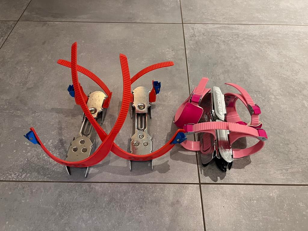 2 paar dubbele glij ijzers, GRATIS, Kinderen en Baby's, Kindermode-accessoires, Ophalen of Verzenden, Gebruikt