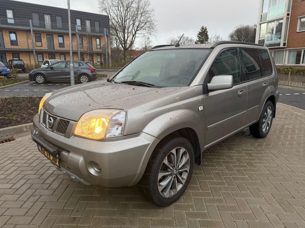 Nissan X-Trail 2.0 2WD 140PK 2007 Grijs, 1998 cc, 4 cilinders, 75 €/maand, Handgeschakeld