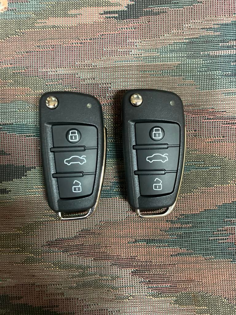 Audi a1 q3 sleutels bijmaken inleren, Ophalen, Audi