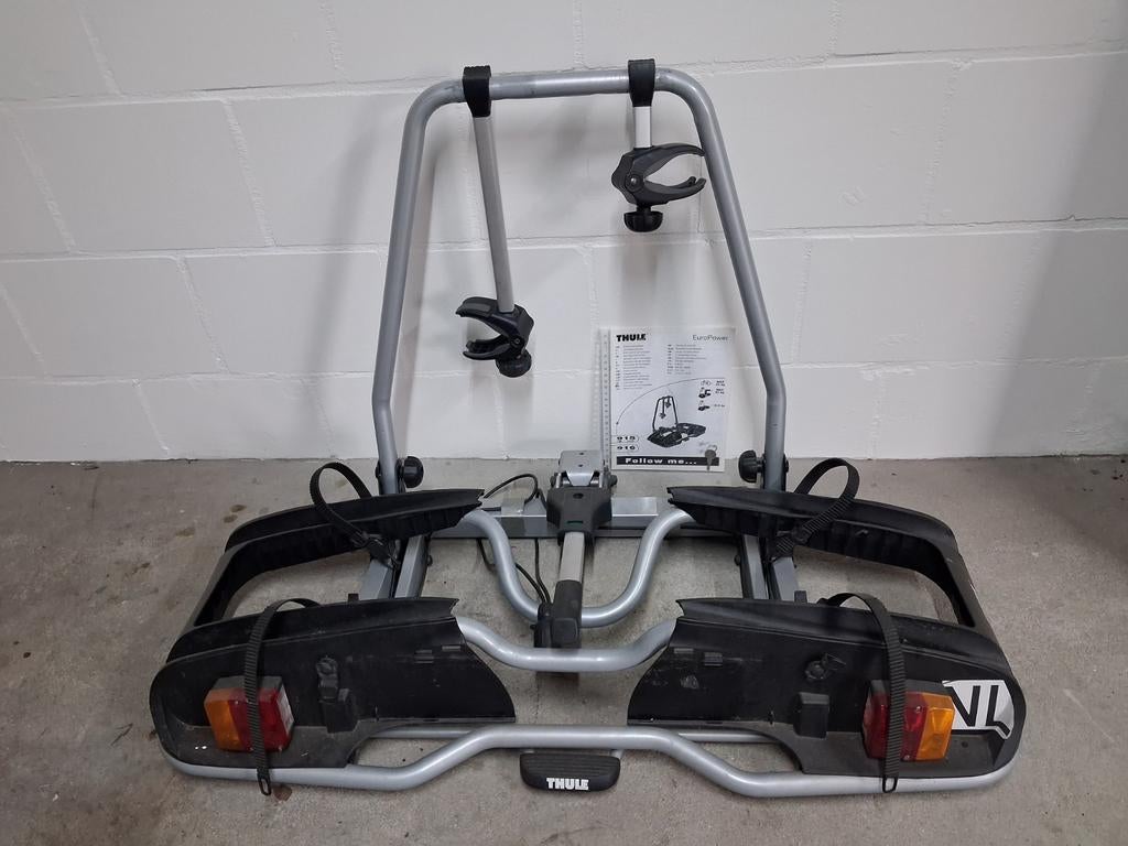 Thule fietsendrager, Ophalen, Gebruikt, 2 fietsen, Trekhaakdrager