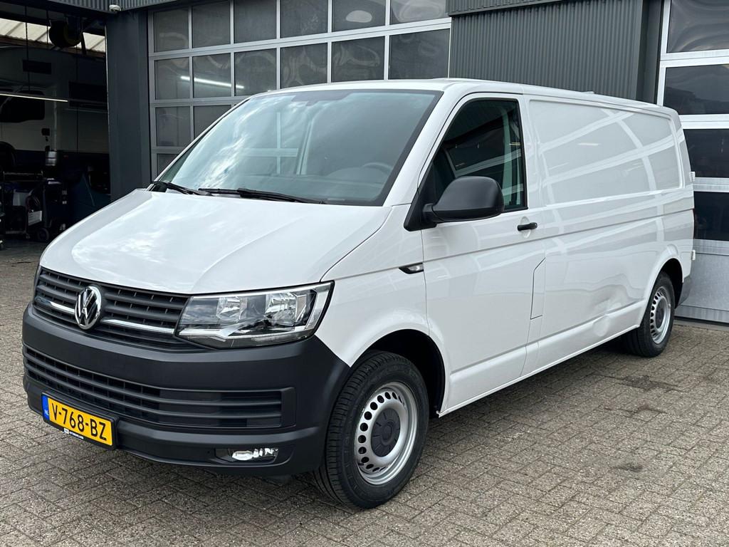 Volkswagen Transporter 2.0 TDI L2H1 102pk Kastinrichting 220, Auto's, Voorwielaandrijving, Stof, Gebruikt, 4 cilinders