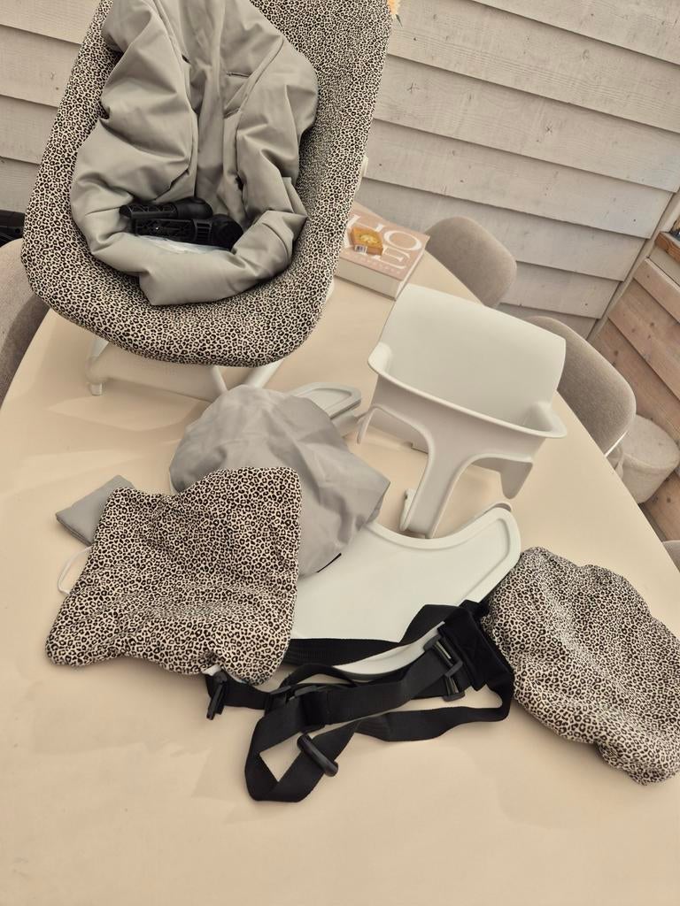 Cybex lemo bouncer + chair accesoires, Ophalen of Verzenden, Zo goed als nieuw, Meegroeistoel