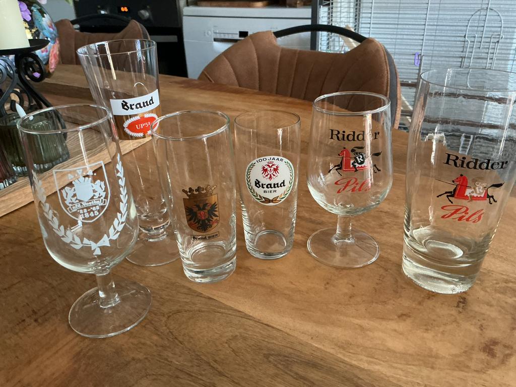 Voor verzamelaars,bierglazen ., Ophalen, Zo goed als nieuw, Bierglas