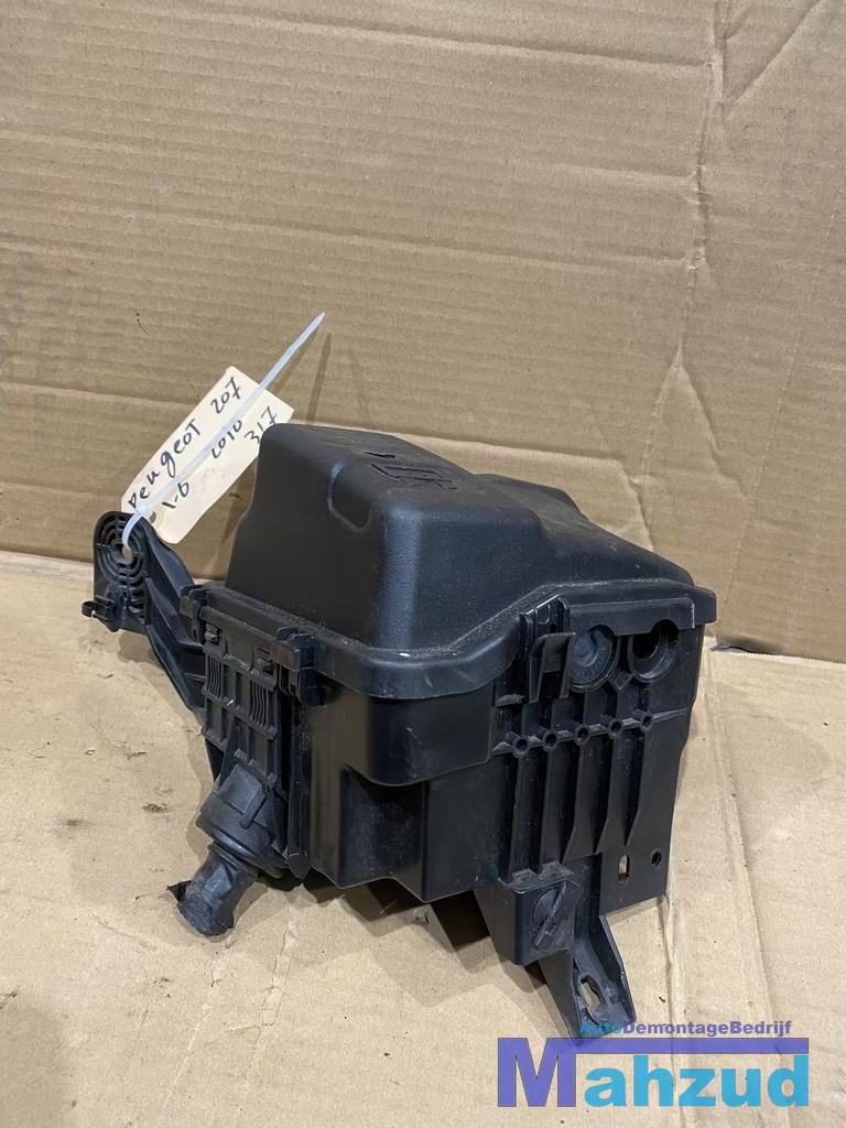 PEUGEOT 207 1.6 EP6 zekeringkast motorruimte 2006-2015, Taurusavenue 1
2132 LS  Hoofddorp, NL, Gebruikt, Contact.group@renault.com