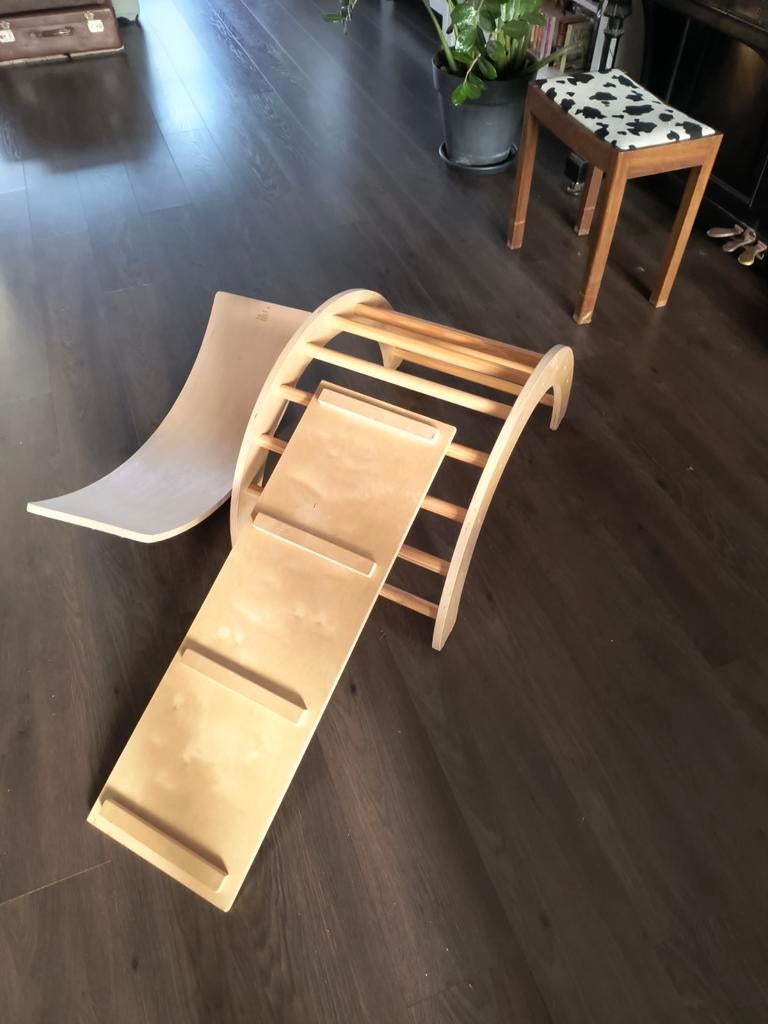 Houten klimrek en wobbel/balansboard voor binnen, Kinderen en Baby's, Speelgoed | Buiten | Speeltoestellen, Ophalen, Zo goed als nieuw