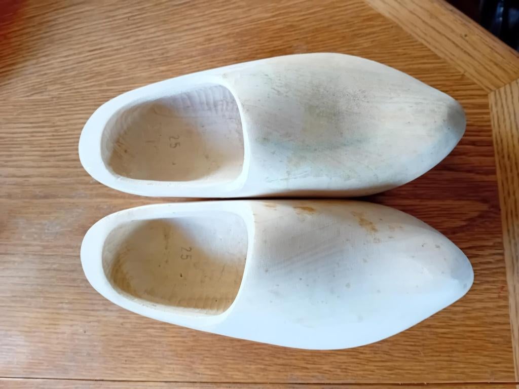 Houten boerenklompen maat 25 - komt overeen met maat 39, Ophalen of Verzenden, Zo goed als nieuw, Sandalen of Muiltjes