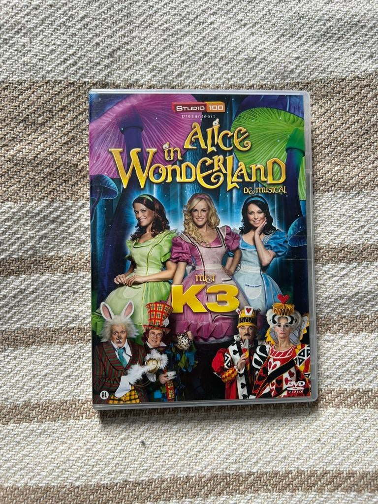 Studio 100 Musical Alice in Wonderland met K3 DVD *Nieuw*, Alle leeftijden, Ophalen of Verzenden, Nieuw in verpakking
