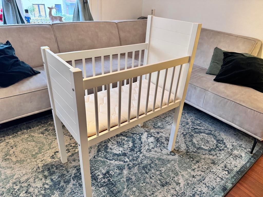 Babywiegje met aerosleep matras, Ophalen of Verzenden, Zo goed als nieuw