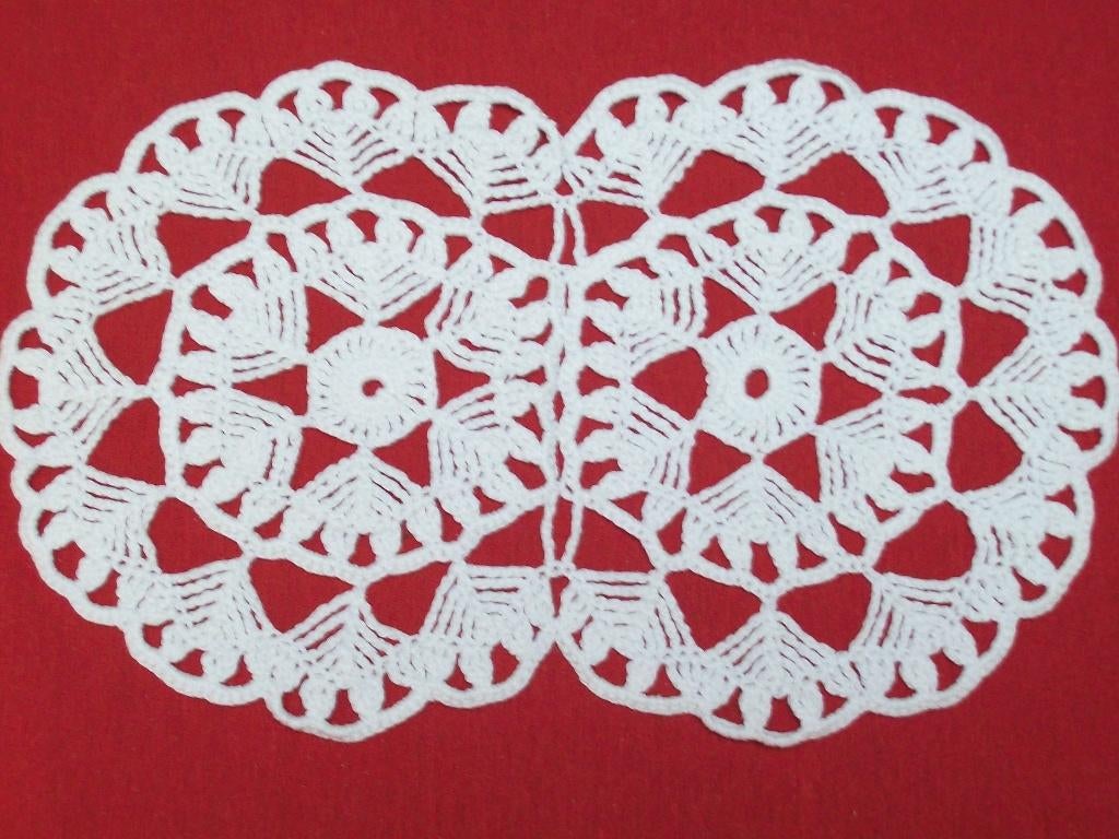 Gehaakt Ovaal Kleedje, Ophalen of Verzenden