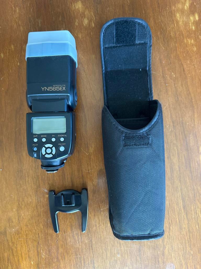 Yongnuo Speedlight + diffuser YN565EX voor Nikon, Ophalen of Verzenden, Zo goed als nieuw, Overige merken, Kantelbaar