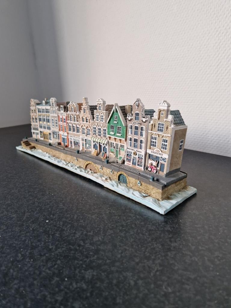 Amsterdamse grachtenpanden oude winkels aan gracht keramiek, Antiek en Kunst, Antiek | Keramiek en Aardewerk, Ophalen of Verzenden