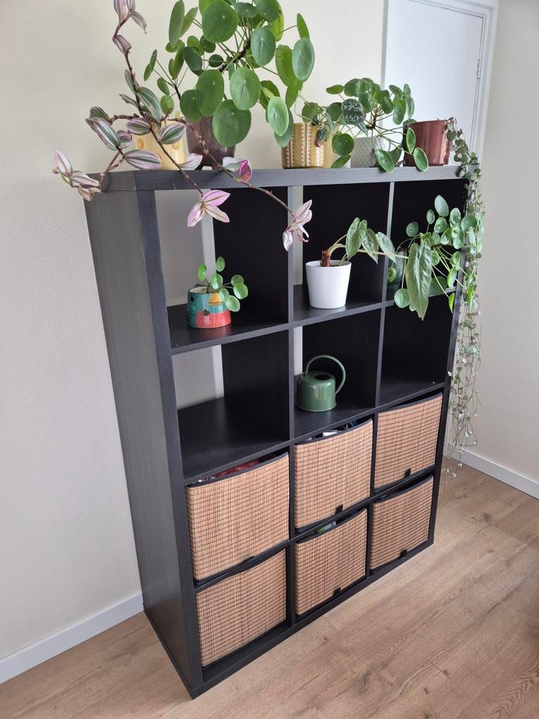 IKEA Kallax kast 3x4 vakken - Zwartbruin incl. mandjes, Huis en Inrichting, Kasten | Overige, Gebruikt, Ophalen