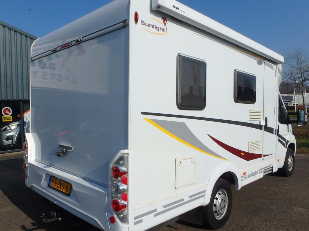 SUNLIGHT T58 DETHLEFFS, Automaat, Standaard zit, Sunlight, Ringverwarming