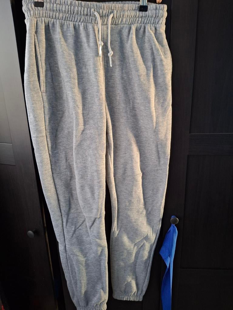 Grijze joggingbroek Primark maat S, Kleding | Heren, Ophalen of Verzenden, Zo goed als nieuw, Grijs, Maat 46 (S) of kleiner