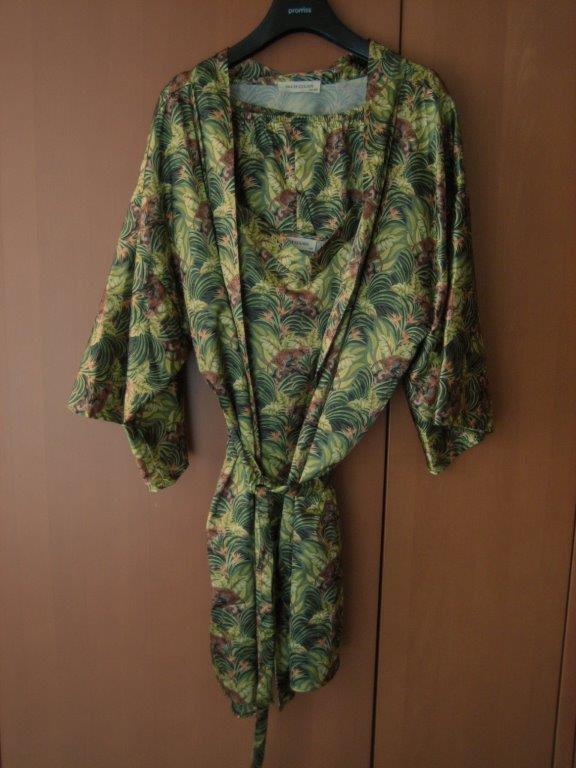 Nieuwe satijnen 3-delige nachtset OLCAY GULSEN L/XL snazzeys, Kleding | Dames, Pyjama's, Nieuw, Maat 42/44 (L), Verzenden