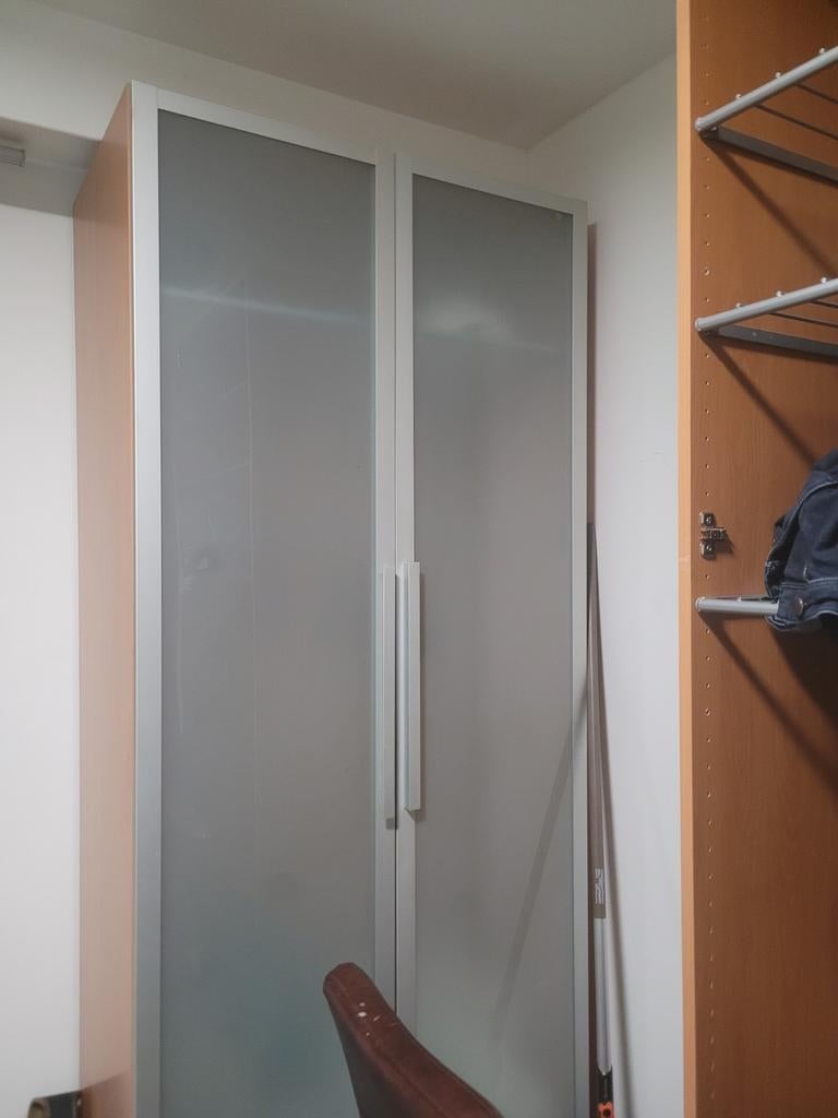 Ikea PAX Kasten met melkglas deuren, Huis en Inrichting, Kasten | Kledingkasten, Zo goed als nieuw, 200 cm of meer, 50 tot 75 cm