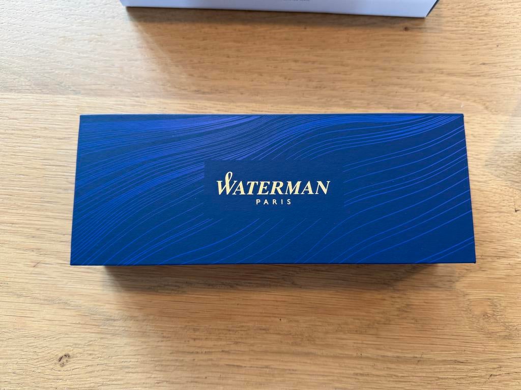 Waterman Paris Pennenset Nieuw - Steun Alpe d'Huez, Verzamelen, Pennenverzamelingen, Nieuw, Pennenset, Waterman, Met doosje, Ophalen of Verzenden