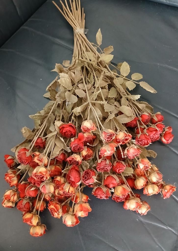 Kunstbloemen  (Roosjes), Huis en Inrichting, Woonaccessoires | Kunstplanten en Kunstbloemen, Ophalen of Verzenden, Zo goed als nieuw