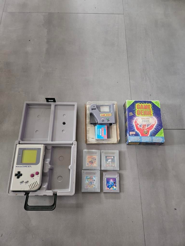 Leuke nette gameboy classic set., Spelcomputers en Games, Spelcomputers | Nintendo Game Boy, Ophalen of Verzenden, Zo goed als nieuw