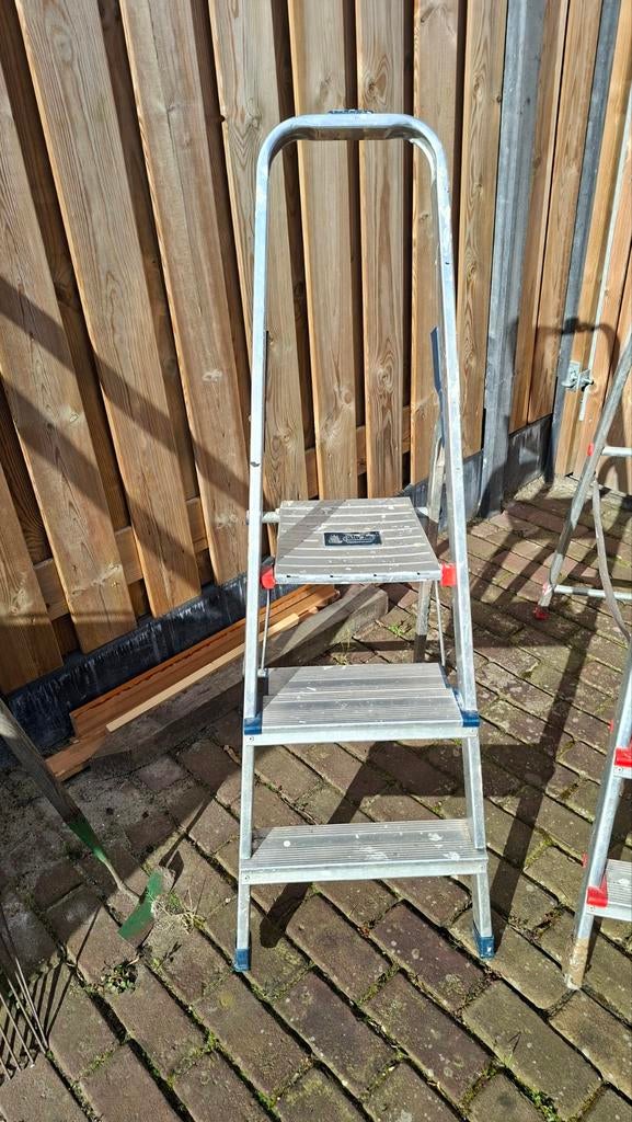 Aluminium altrex trapje met 3 treden, Ophalen, Gebruikt