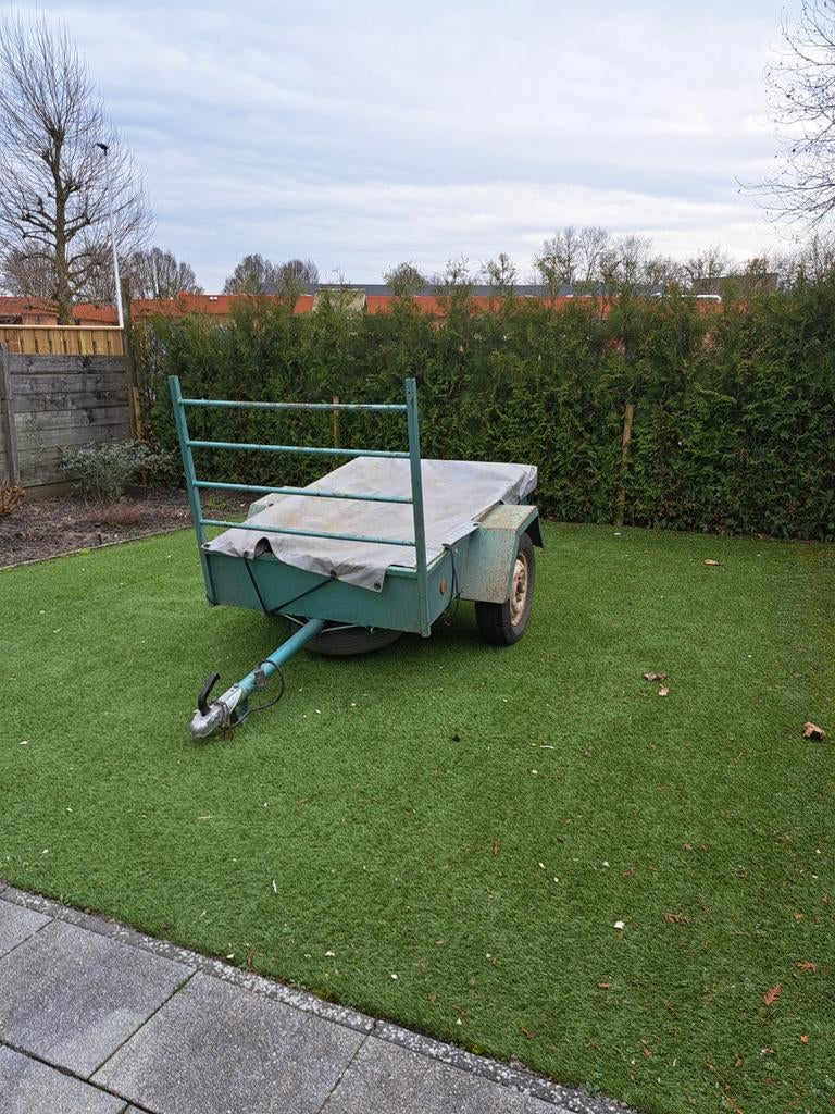 Kleine ijzeren aanhanger, Ophalen, Gebruikt