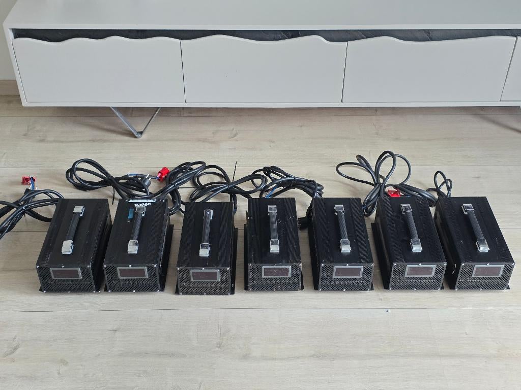 Professionele acculaders 24V 30A – Lead Crystal / Loodaccu, Ophalen of Verzenden, Gebruikt