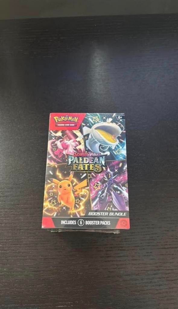 Pokémon - Paldean Fates Booster Bundle, Ophalen of Verzenden, Nieuw, Boosterbox, Foil