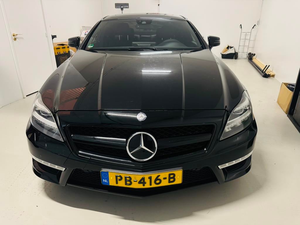 Mercedes-Benz CLS 5.5 Cls63 AMG 2011 Zwart, Automaat, 5461 cc, Achterwielaandrijving, 1770 kg