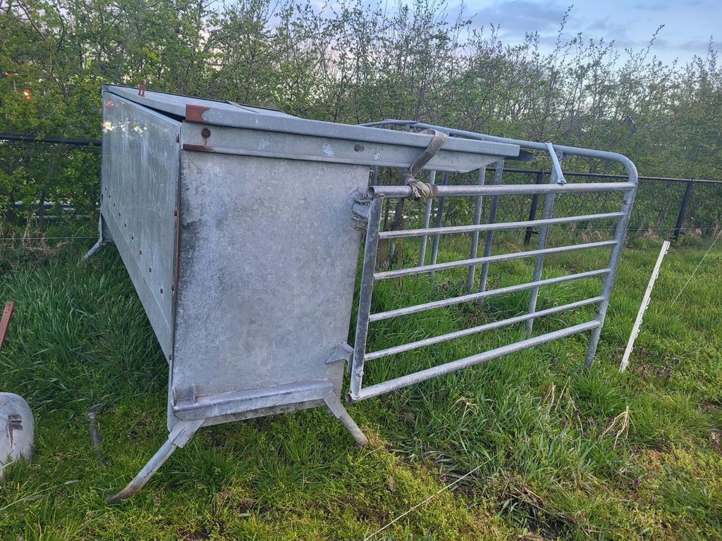 Voorraad bak voor kalveren!, Dieren en Toebehoren