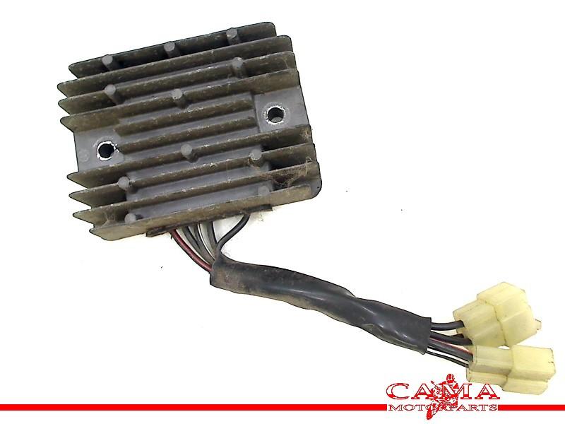 SPANNINGSREGELAAR Suzuki DL 1000 V-Storm 2002-2006 (DL1000), Dhr. S. di Majo, Gebruikt, Info@cama-motorparts.nl, P.J. Troelstraweg 8 8
3144 CX  MAASSLUIS, NL