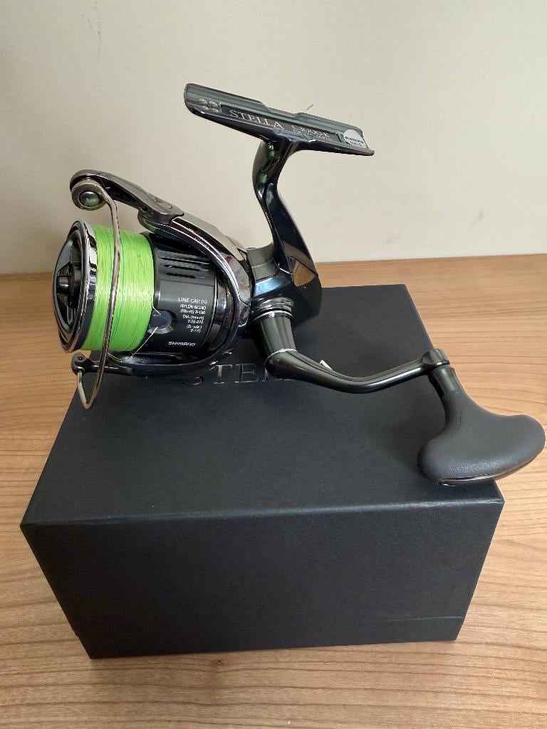 Shimano Stella FK C3000 Top spinningmolen in doos, Ophalen of Verzenden, Zo goed als nieuw, Molen