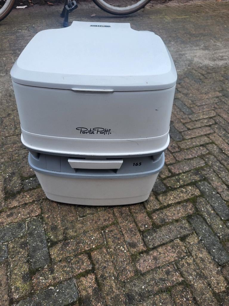 Porta potti, Ophalen, Zo goed als nieuw