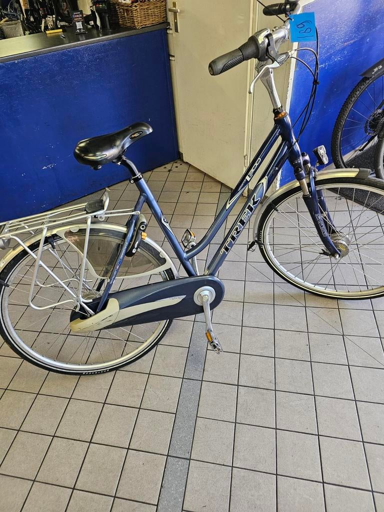 Trek dames fiets 8versnelling handrem, Fietsen en Brommers, 56 cm of meer, Ophalen of Verzenden, Gebruikt, Overige merken