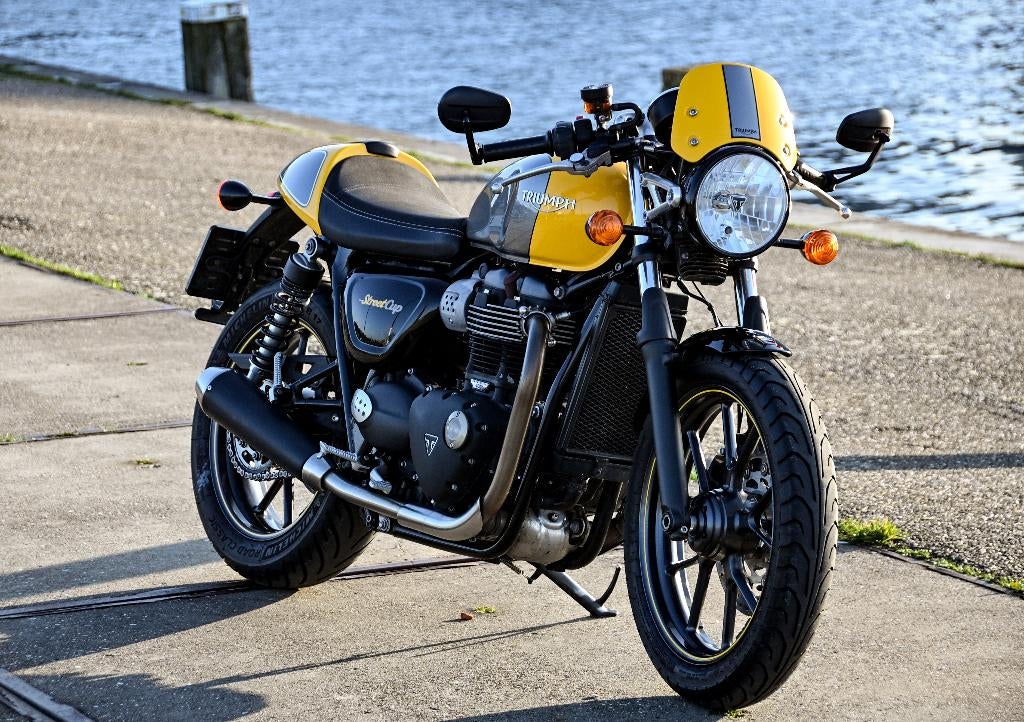 Triumph Street Cup, 2 cilinders, Motorrijbewijs A, 900 cc, Particulier
